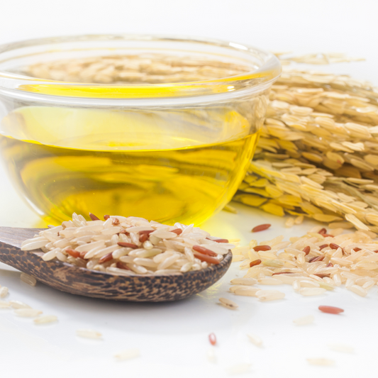 Pourquoi vous allez adorer l’huile de riz, l’élixir capillaire venu d’Asie!